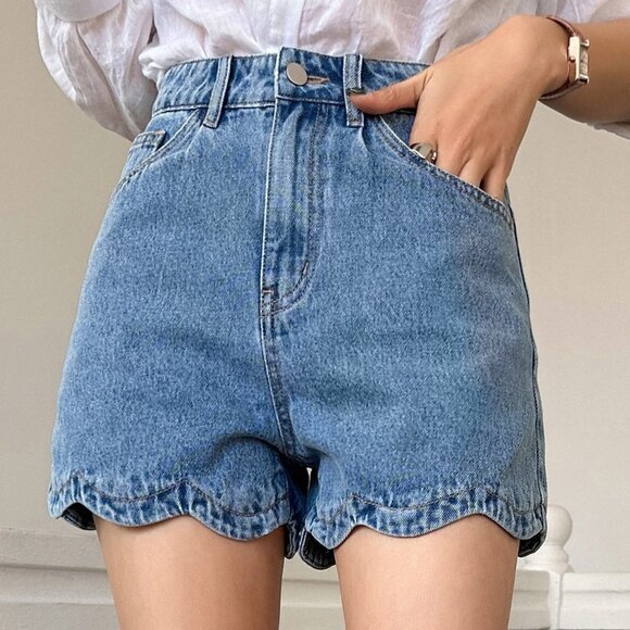 . Pants - Blue Casual Womens Slant Pocket Scallop Trim Denim Shorts